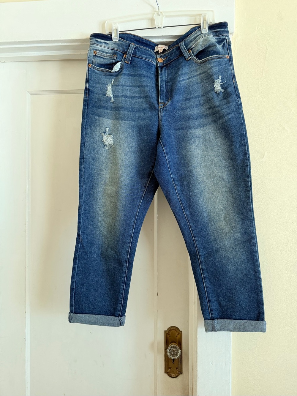 Molly & Isadora Size 16 Distressed Cuffed Boyfriend Jeans Medium Wash